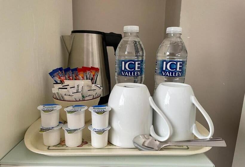 اتاق استاندارد در طبقه همکف, The Sandrock