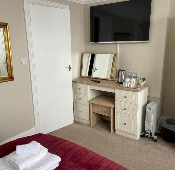 اتاق لوکس, The Sandrock