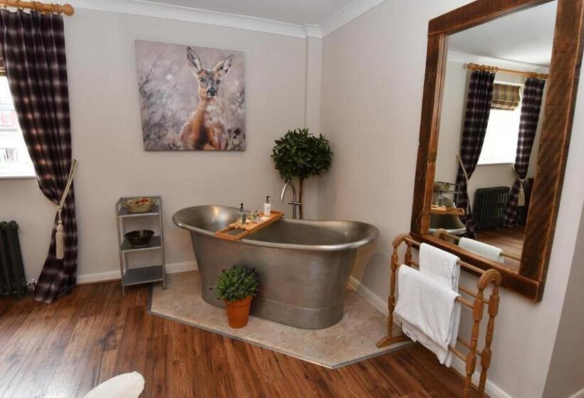 جناح سوبيريور, The Swan Hotel, Alresford