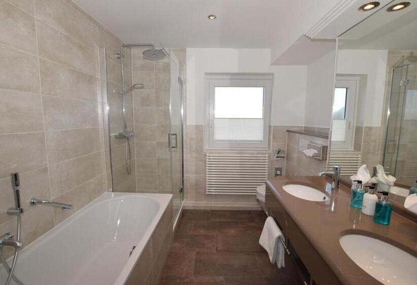 バルコニー付きスーペリアルーム, Wiking Sylt