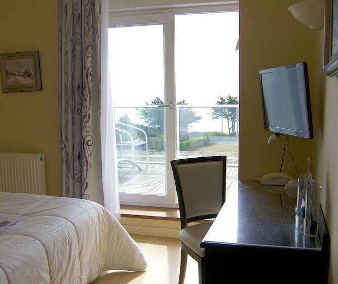 オーシャンビュースタンダードルーム, Logis Hotel Kermoor Spa