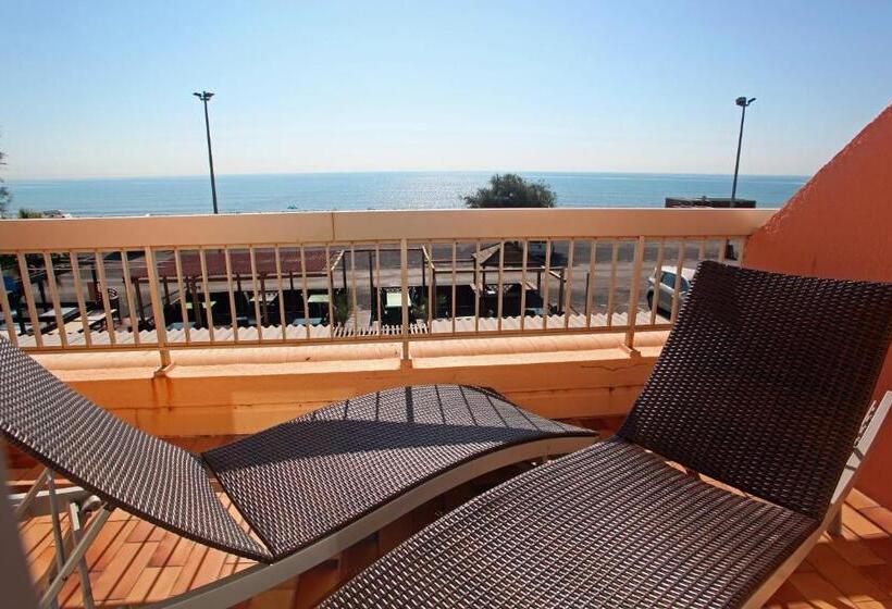 סוויטה נוף לים, Logis Hotel Restaurant Le Mirador