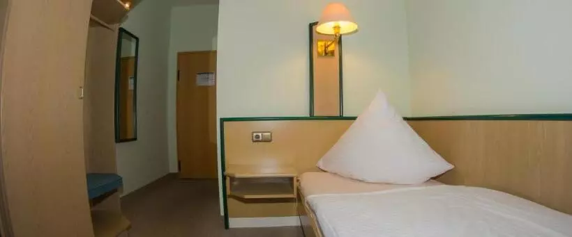 スタンダードシングルルーム, Parkhotel Schönewalde