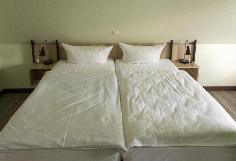 패밀리 룸, Schlüter Hotel & Restaurant