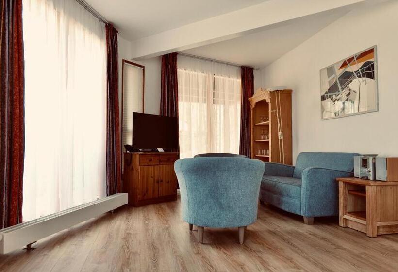 标准平房, Residenz Waldoase