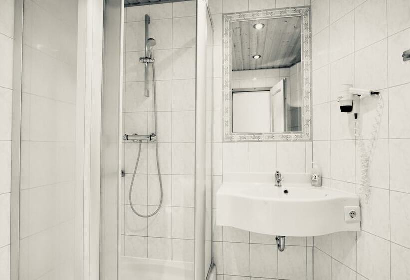 标准平房, Residenz Waldoase