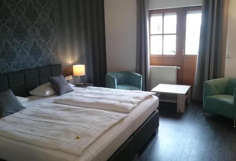 غرفة قياسية, Seehotel Losheim