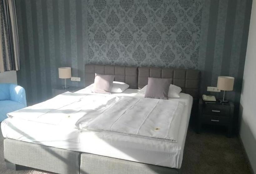 スタンダードルーム, Seehotel Losheim