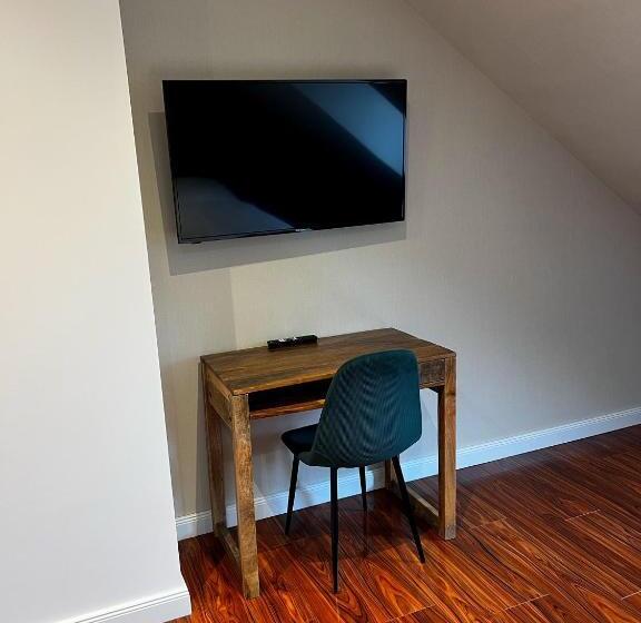 جناح عائلي, Seehotel Losheim