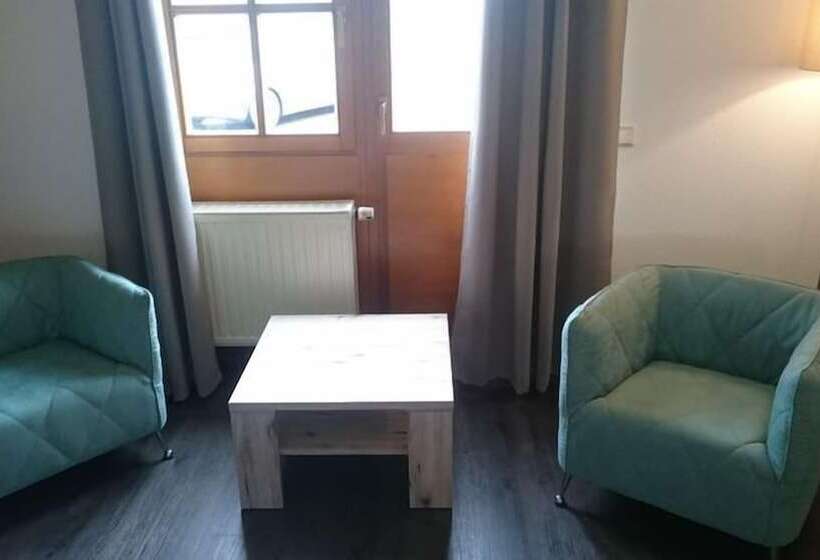 スタンダードシングルルーム, Seehotel Losheim