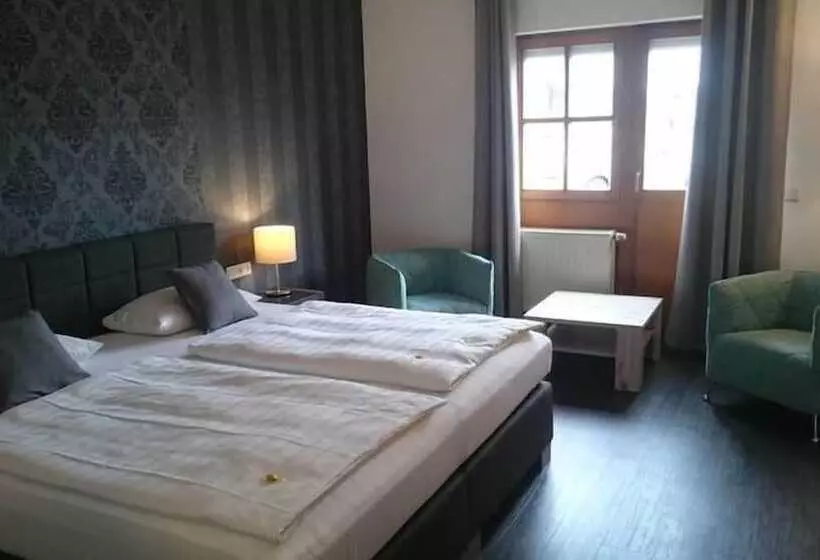 レイクビュースタンダードルーム, Seehotel Losheim