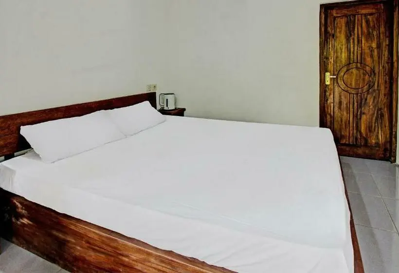 デラックスルーム, Tastura Homestay