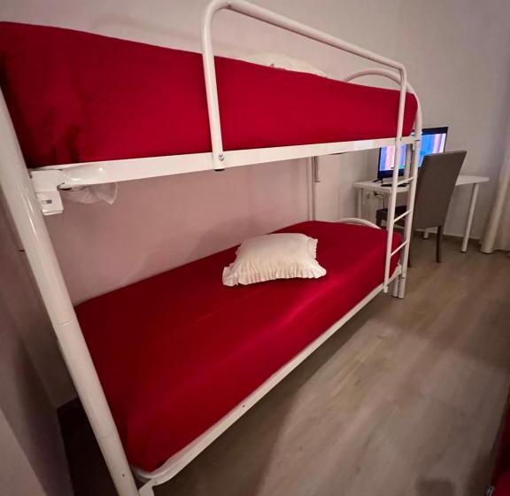 Cameră Familiară Deluxe, Easy Boarding