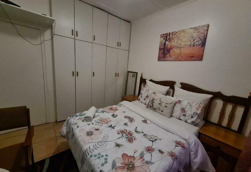 Deluxe-huone, Zenith House Boston Self Catering Accomodation
