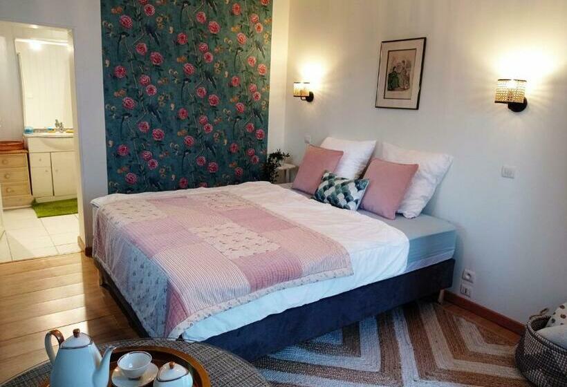 غرفة قياسية, Chez Lili