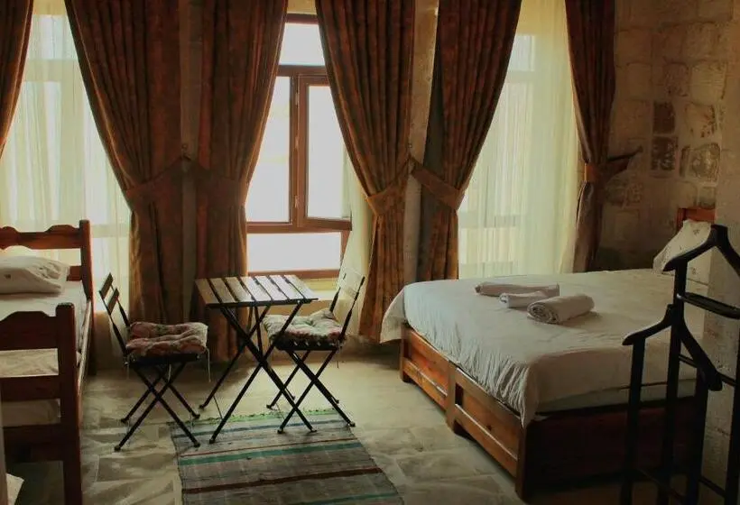 キングサイズベッドのスイートルーム, Mons Masius Boutique Hotel Teras