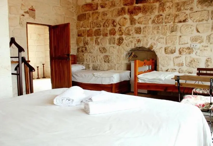 キングサイズベッドのスイートルーム, Mons Masius Boutique Hotel Teras
