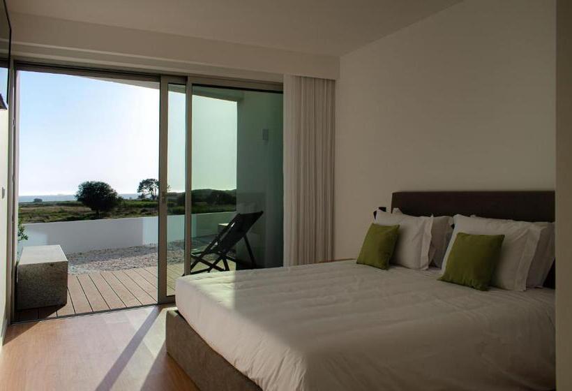 חדר דלוקס עם מרפסת נוף לים, Marinhas Bed & Breakfast