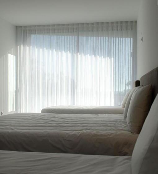 מיטה בחדר משותף, Marinhas Bed & Breakfast