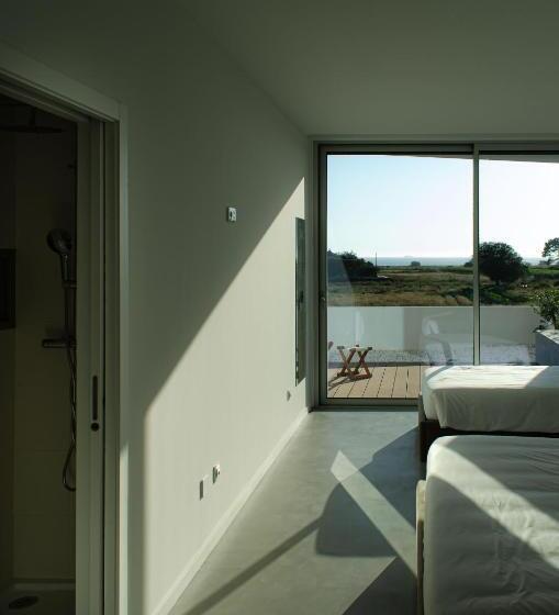 تختخواب در اتاق مشترک, Marinhas Bed & Breakfast