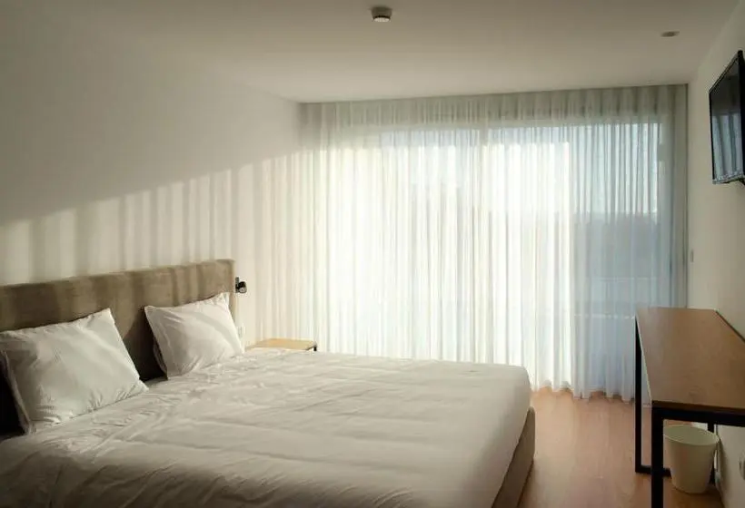 オーシャンビュースタンダードルーム, Marinhas Bed & Breakfast