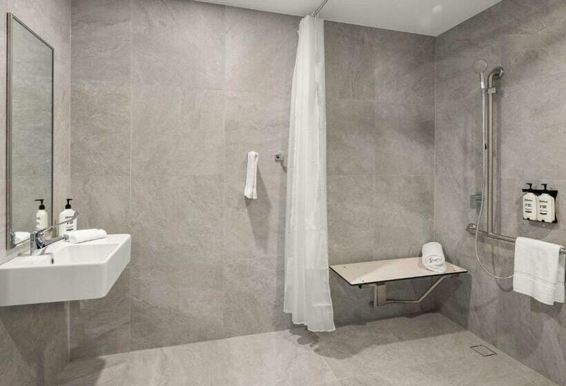 חדר סטנדרט עם מיטת קינג, The Sebel Canberra Campbell