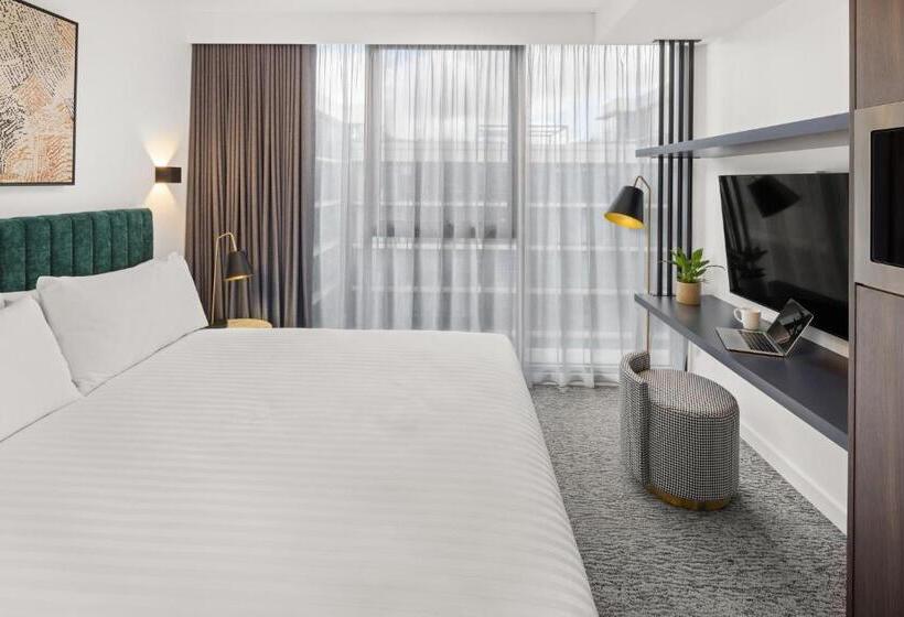 חדר סופריור עם מיטת קינג, The Sebel Canberra Campbell