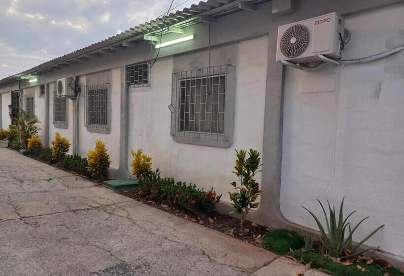 سوییت, Habitación Suite Sencilla Playas