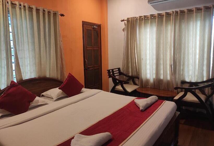 استودیوی لوکس, Changs Resort