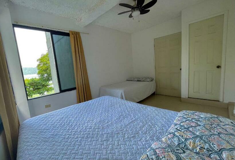 اتاق استاندارد سه نفره, Casa Prana, Coatepeque