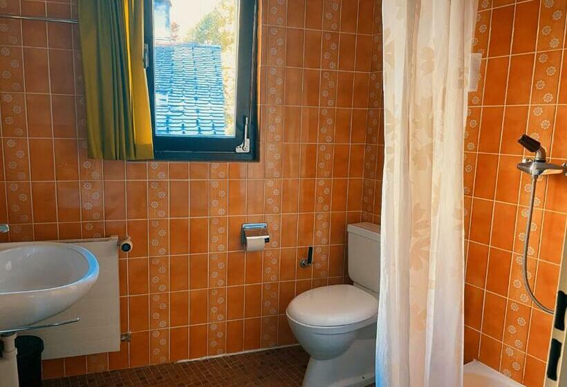 חדר סטנדרט, Gemmi