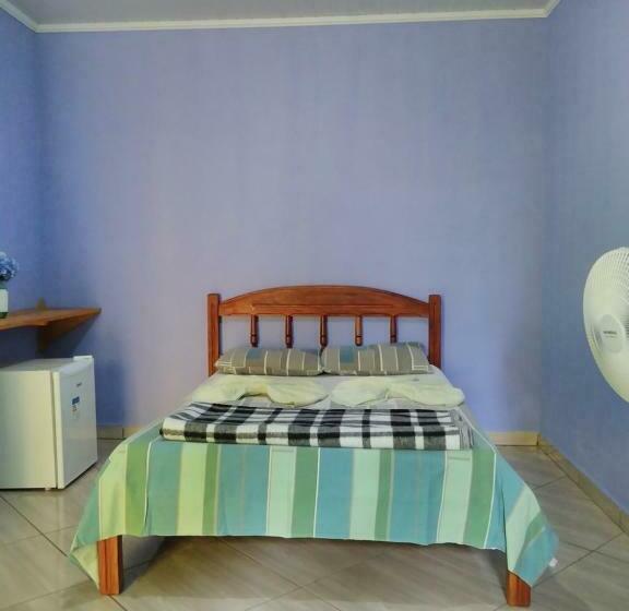 חדר קלאסי לשלושה, Pousada Abacateiro