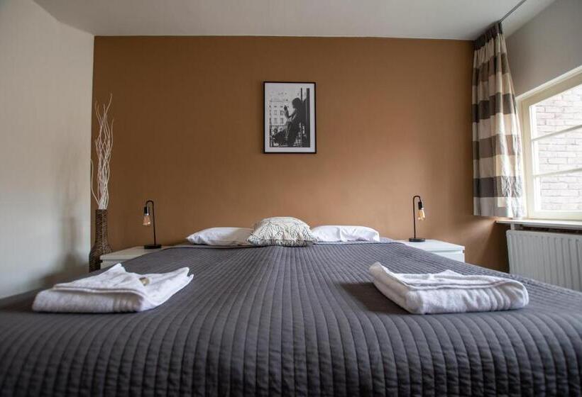 Номер Стандарт, B&b De Hofnar Maastricht