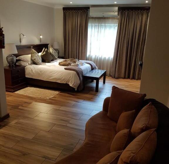 デラックスルーム, Cornerstone Guest Lodge