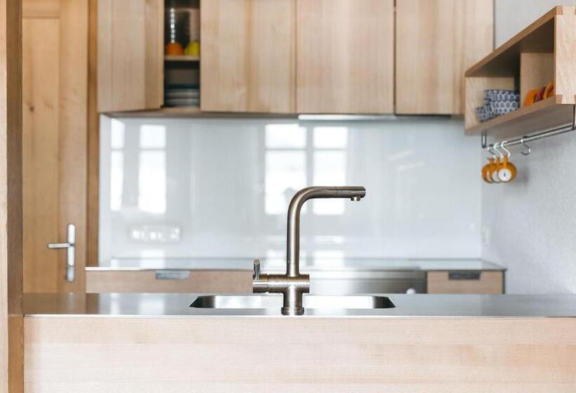 آپارتمان 3 خوابه, Nigschhof