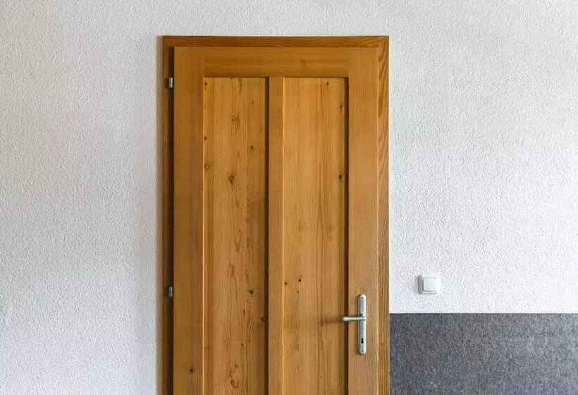 ３ベッドルームアパートメント, Nigschhof