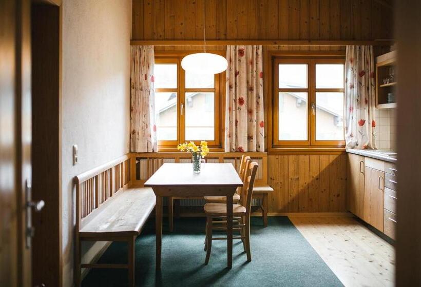 آپارتمان 2 خوابه, Nigschhof