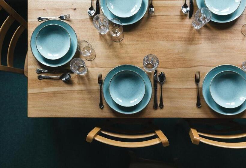 آپارتمان 3 خوابه, Nigschhof