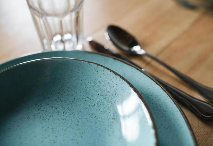 آپارتمان 3 خوابه, Nigschhof