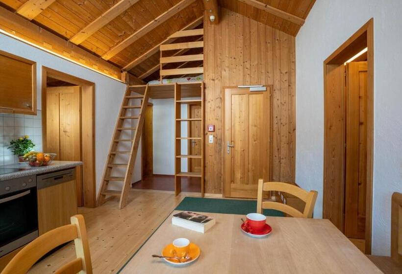 آپارتمان 2 خوابه, Nigschhof