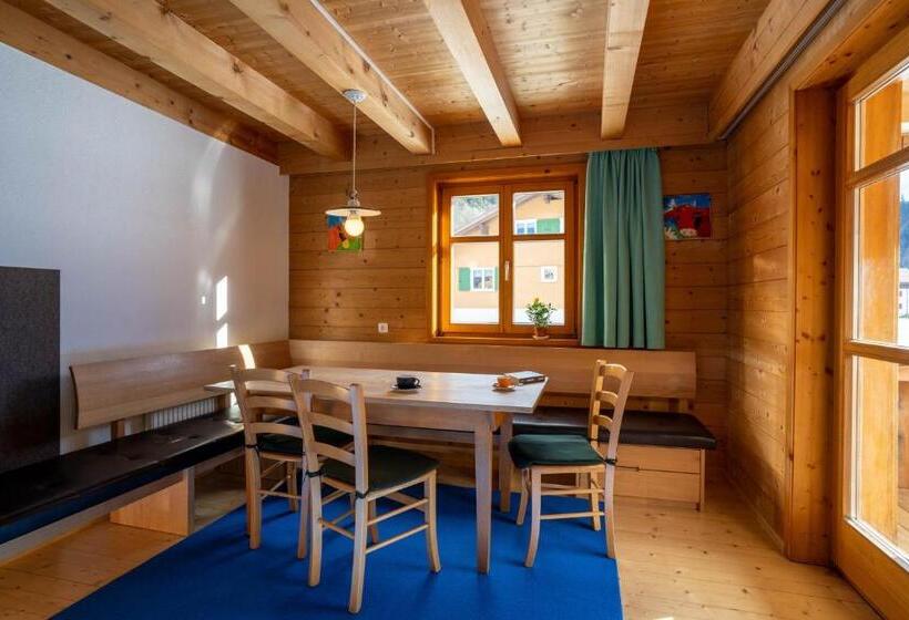 آپارتمان 1 خوابه با بالکن, Nigschhof