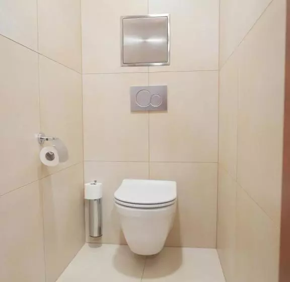 اتاق استاندارد چهار تخته, Abito