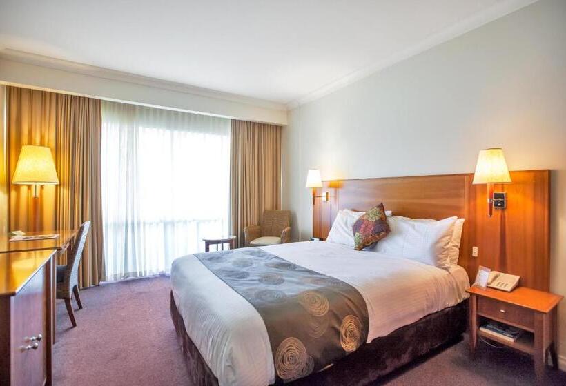 חדר קלאסי, Century Inn