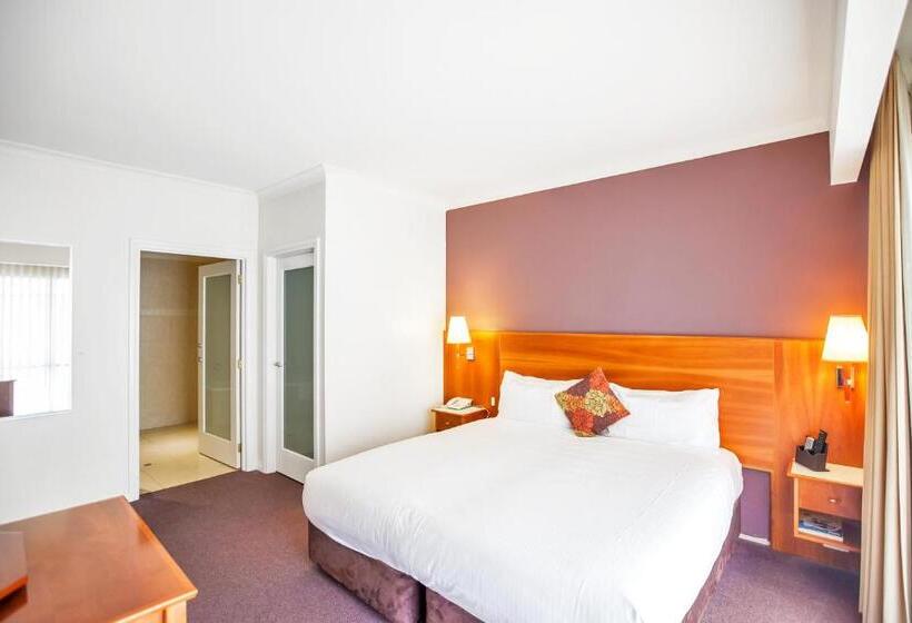 דירת חדר דלוקס, Century Inn