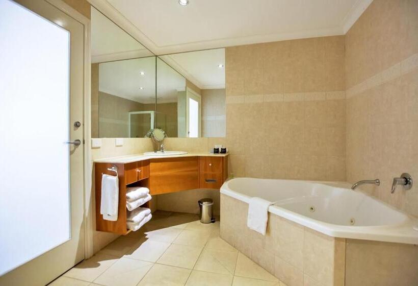 דירת חדר דלוקס, Century Inn