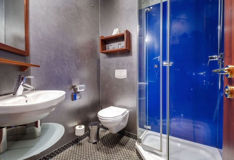 غرفة قياسية, Dömitzer Hafen