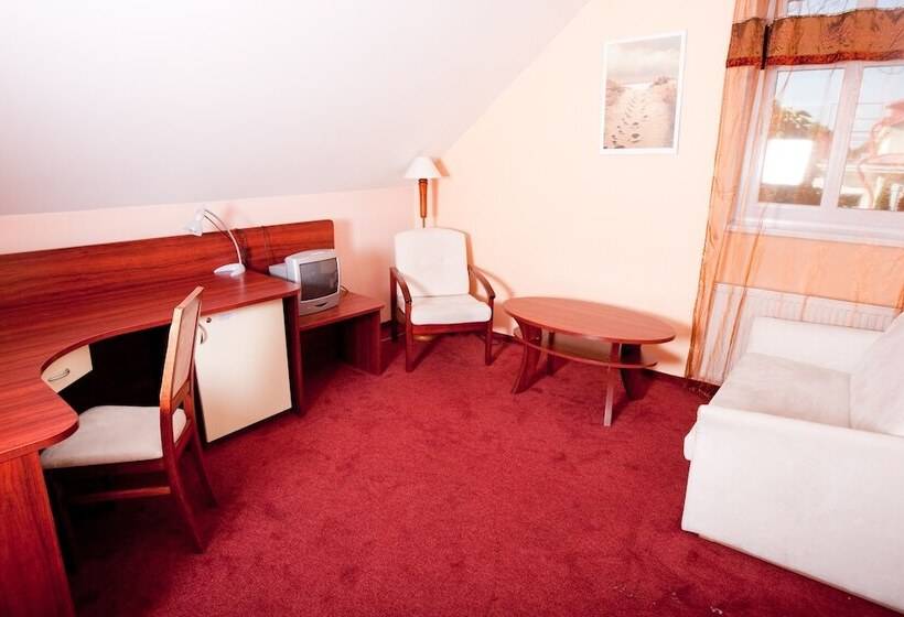 اتاق استاندارد, Marieluisa