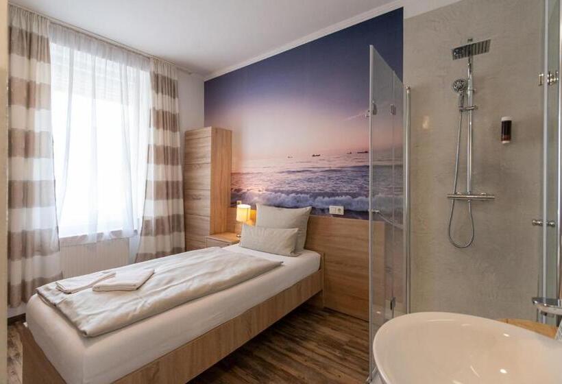 غرفة قياسية فردية, Mettlacher Hof