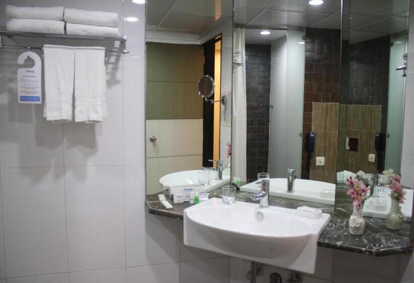 חדר סטנדרט, Orbett