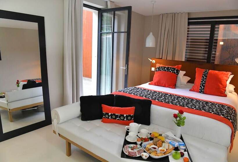 סוויטת ג'וניור עם מסג'ר מים, Pont Levis  Franck Putelat